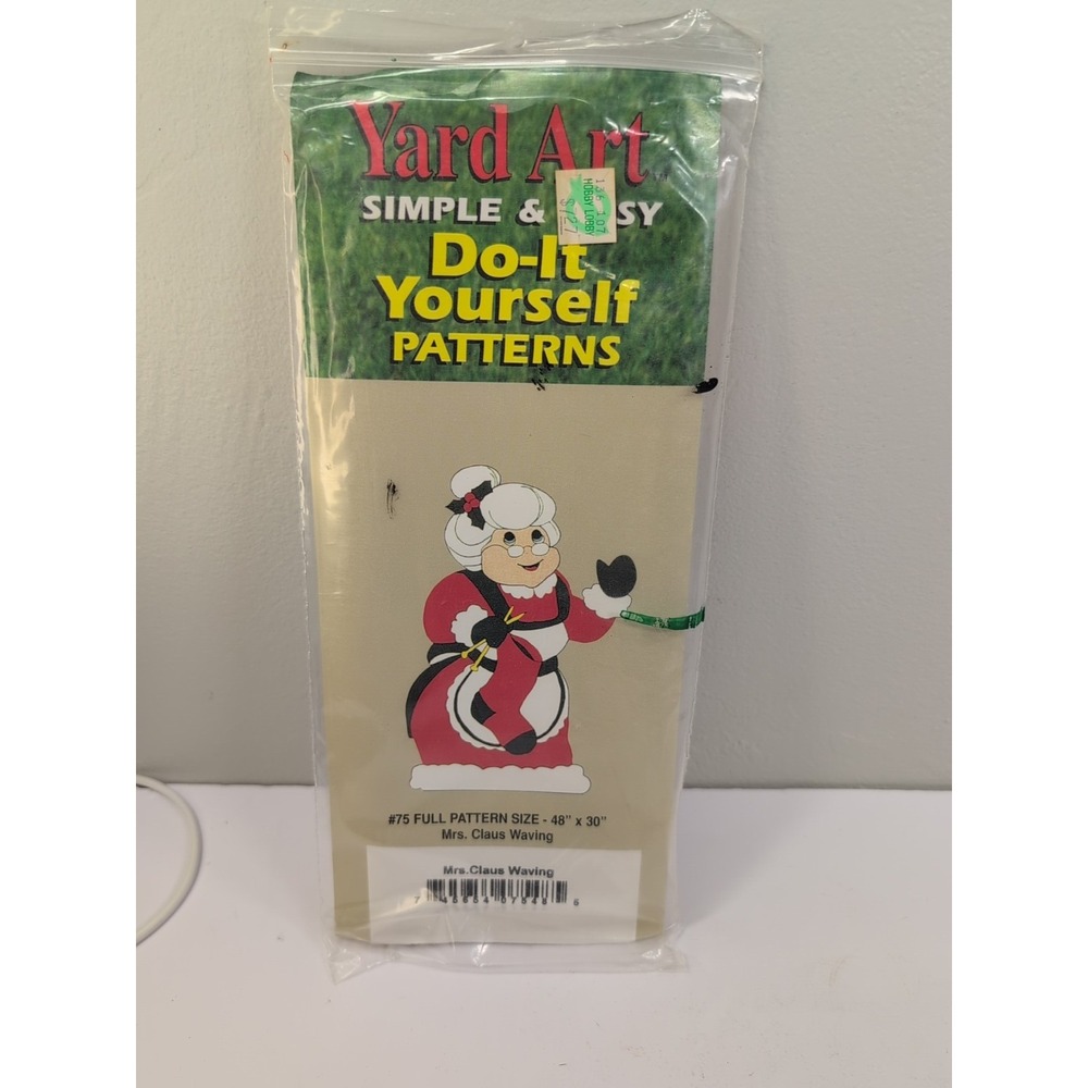 Vtg. Yard Art Mrs. Claus Do It Yourself Patterns 48" x 30" for Wood Yard Sign